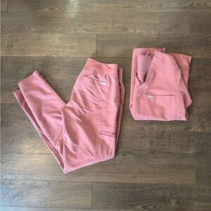 3 piece SET Mauve figs scrub (top, pants, underscrub)